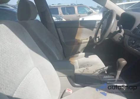 2004 Toyota Camry Le из США, поврежденный, VIN 4T1BE32K64U789226